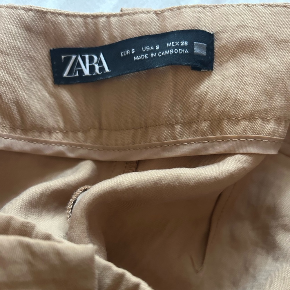Zara Darted Bermuda Shorts With Belt - Picture 7 of 7